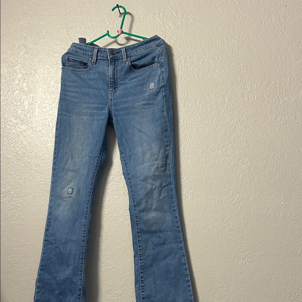 Light Wash Flare Jeans for Women - Casual Everyday Style